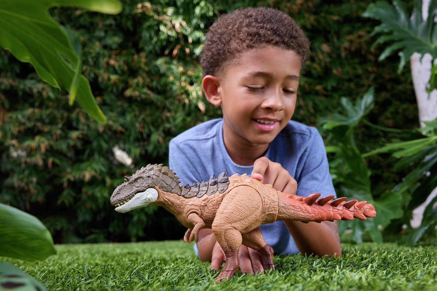 Jurassic World Gigantic Thrashers Gorgosaurus Dinosaur Toy