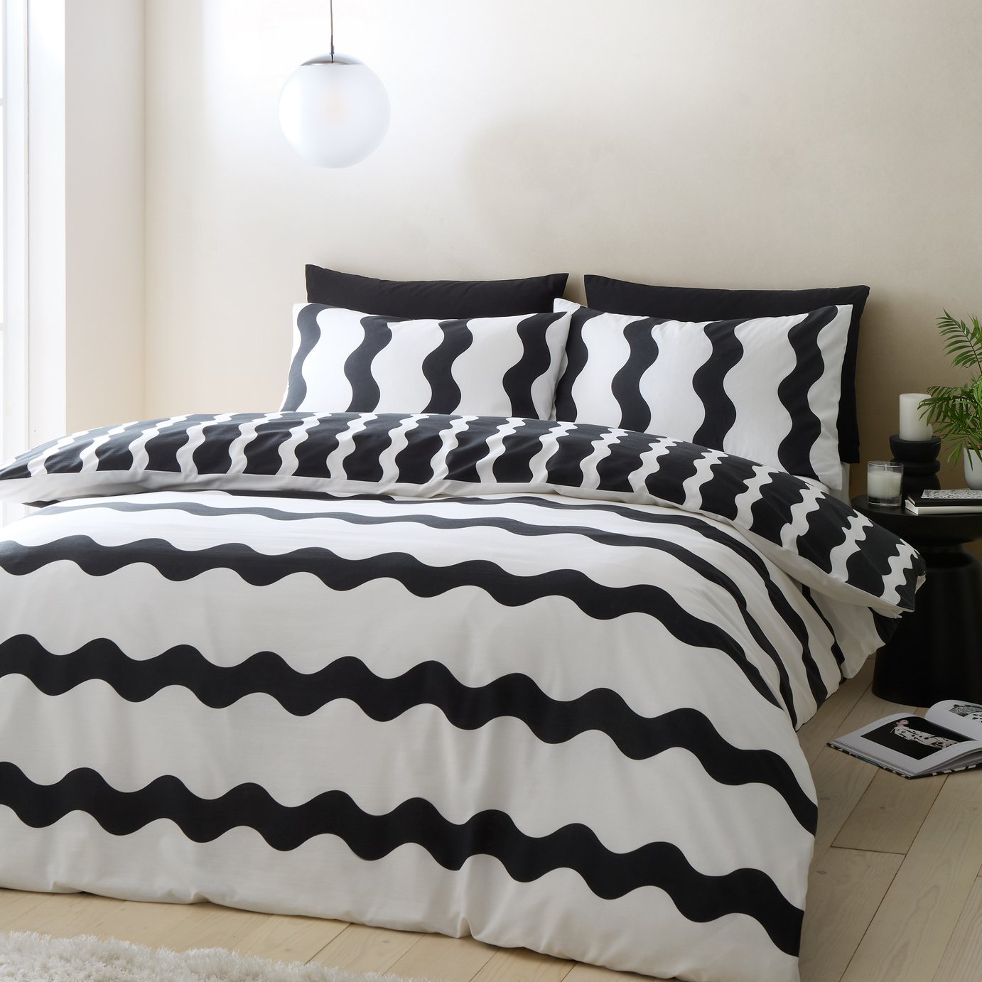 Sassy B Waves Black & White Bedding Set