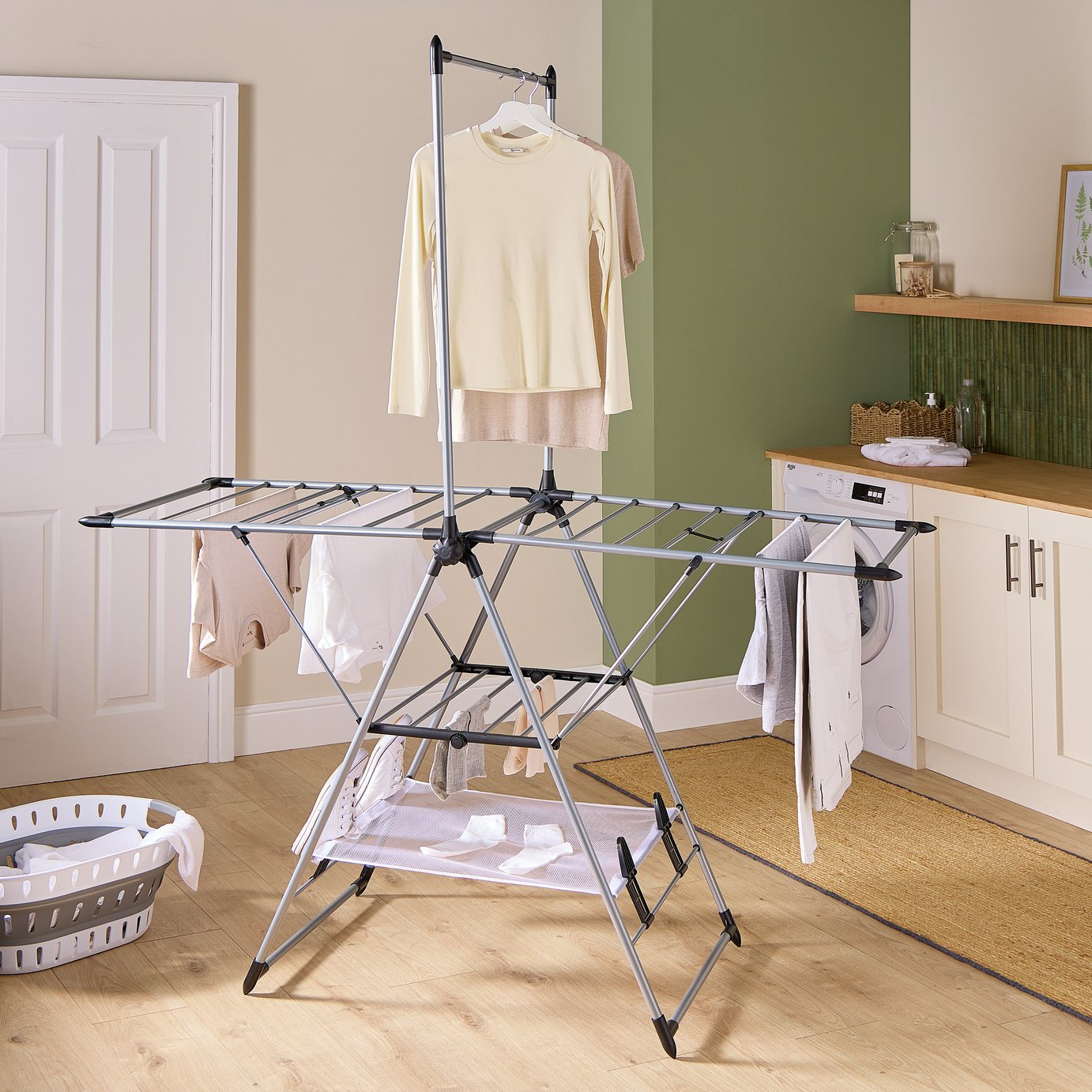 Argos Home 14m Wing Airer with Hanging Bar