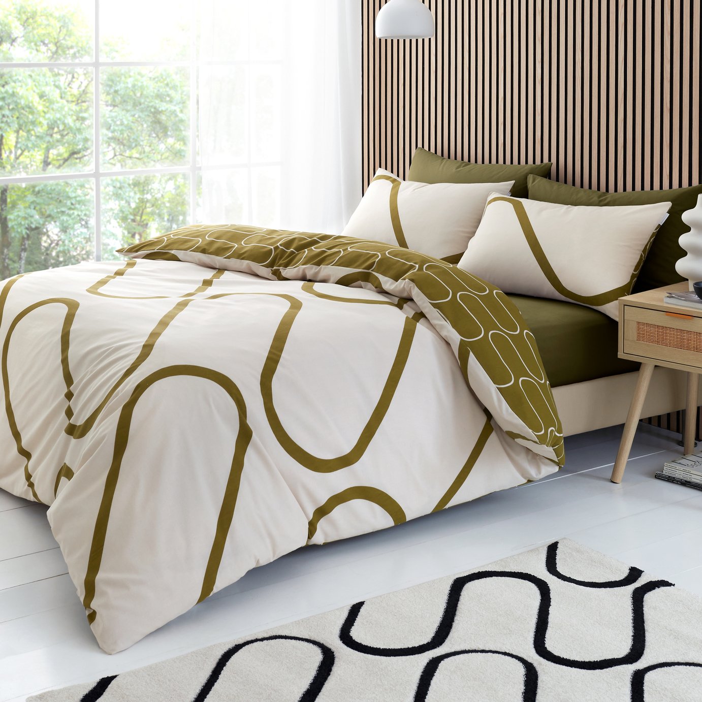 Catherine Lansfield Linear Curve Bedding Set - Double