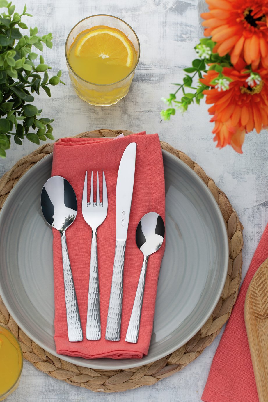 Viners Everyday Glisten 16 Piece Stainless Steel Cutlery Set