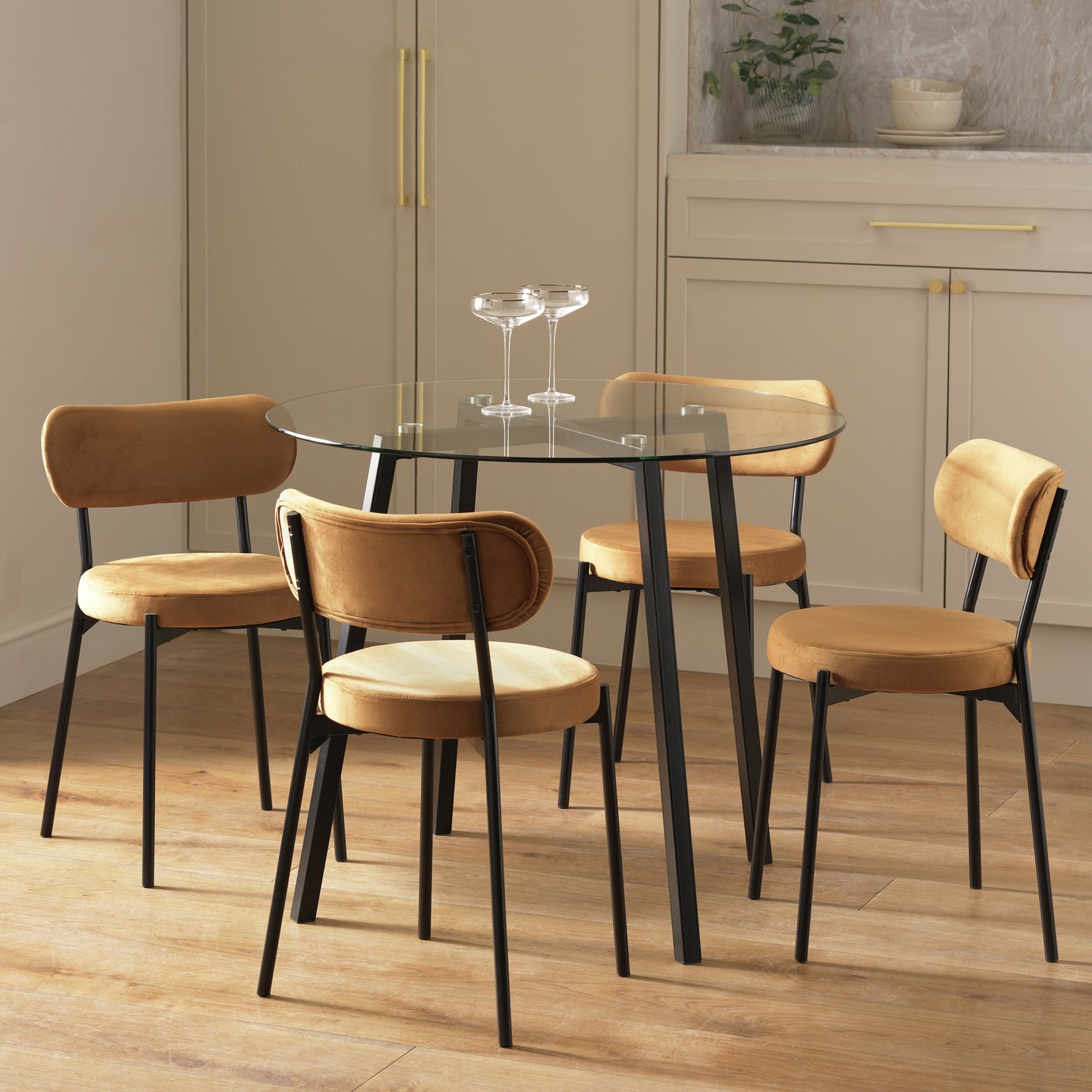 Argos Home Fyra Glass Dining Table & 4 Camel Chairs