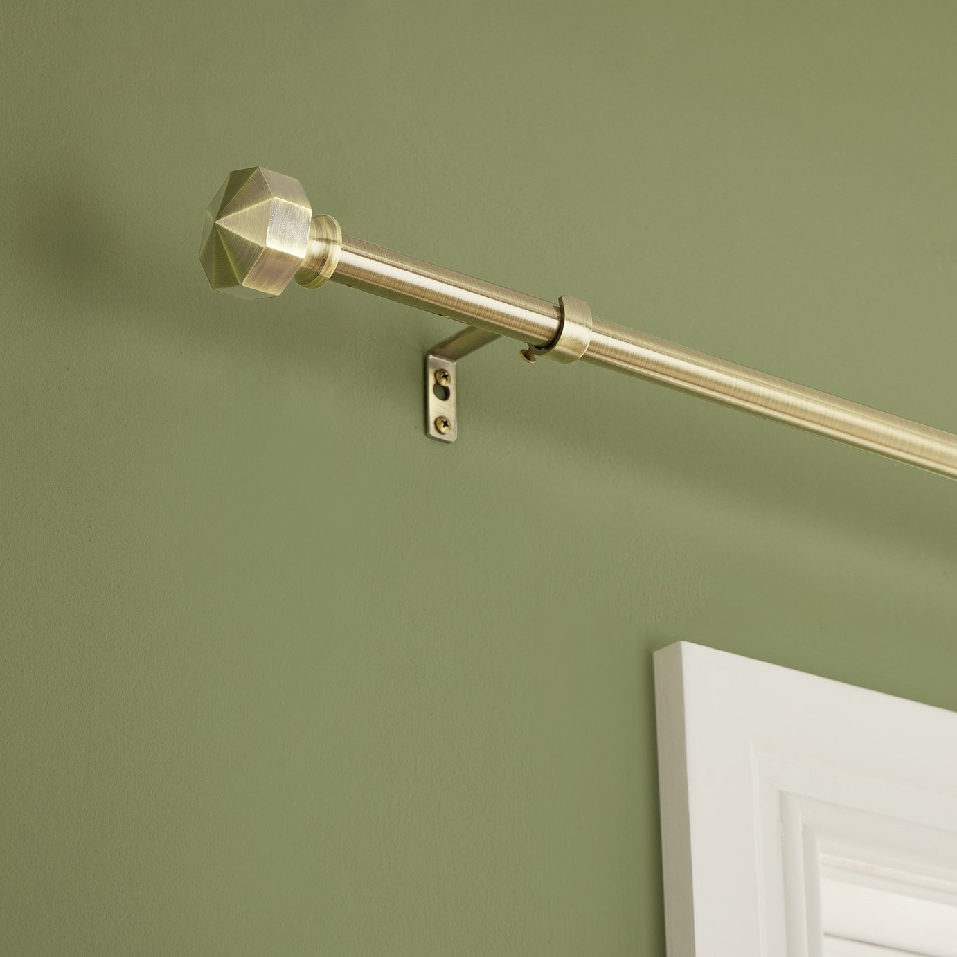 Argos Home Extendable Metal Octagon Brass Curtain Pole - 165 - 300cm