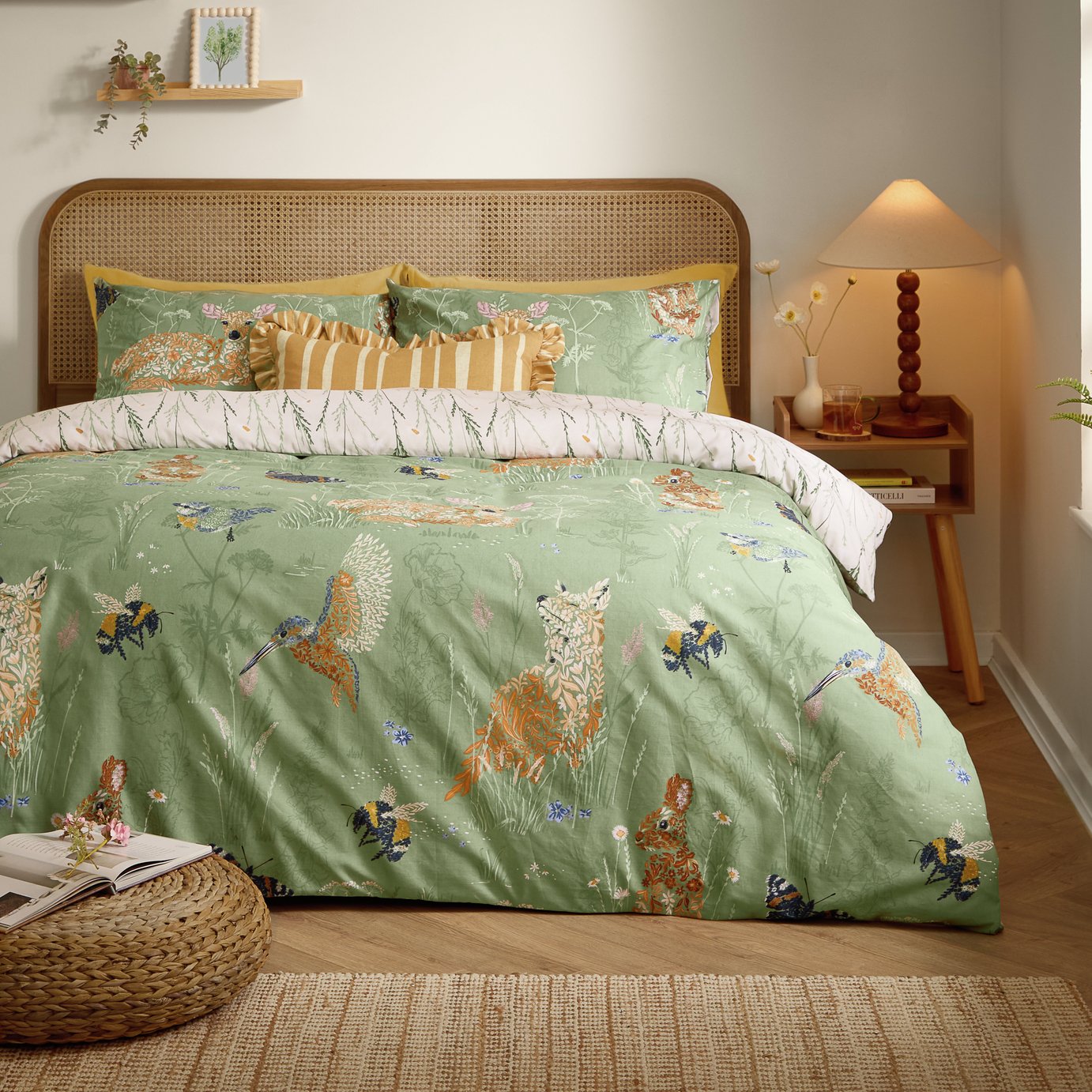 Furn Meadow Floral Green Bedding Set - Superking