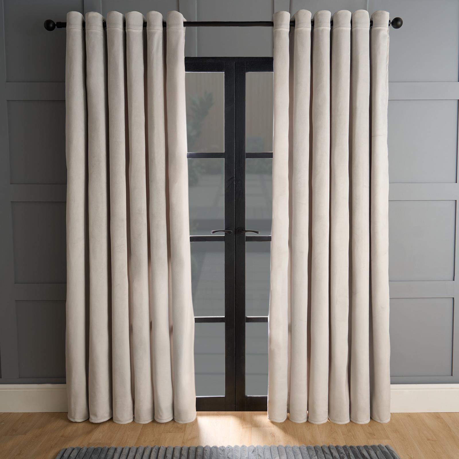 OHS Plain Thermal Velvet Curtains 168 x 183cm - Silver
