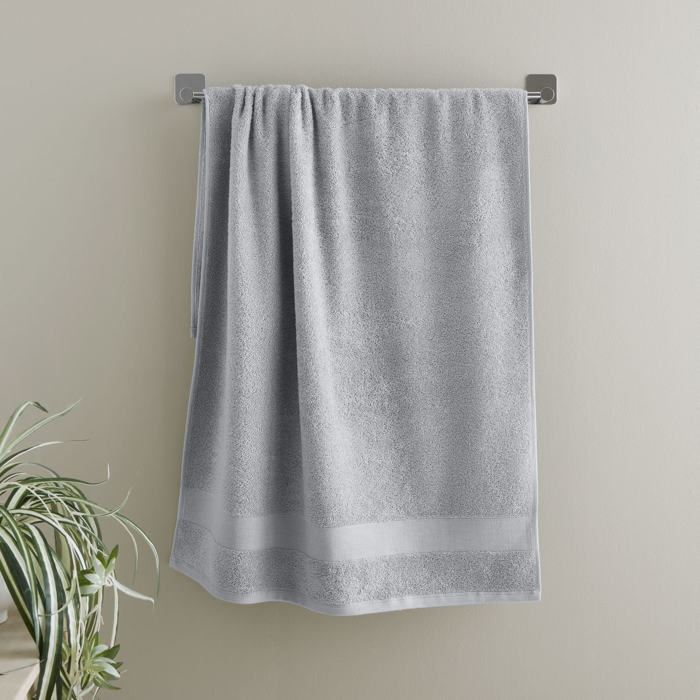 Catherine Lansfield Anti Bacterial Hand Towel - Silver