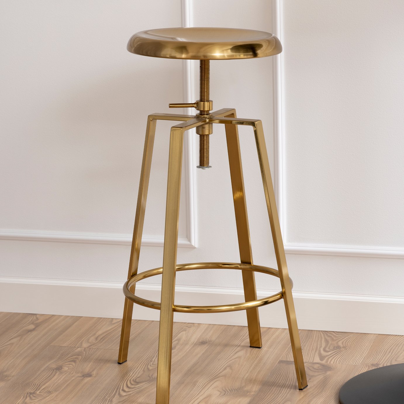 Furniture To Go Goose Metal Bar Stool - Brass