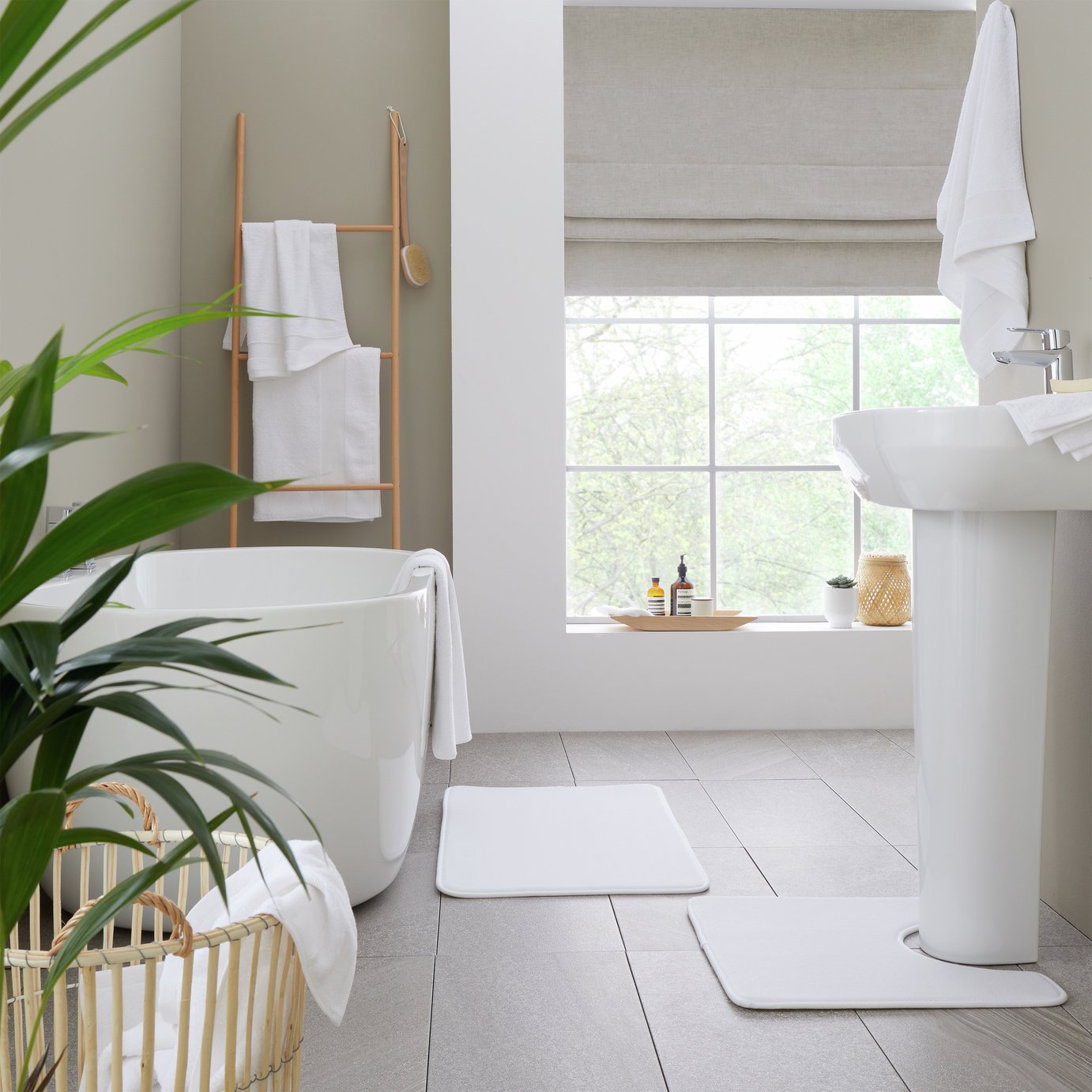 Catherine Lansfield Anti Bacterial Towel Bale