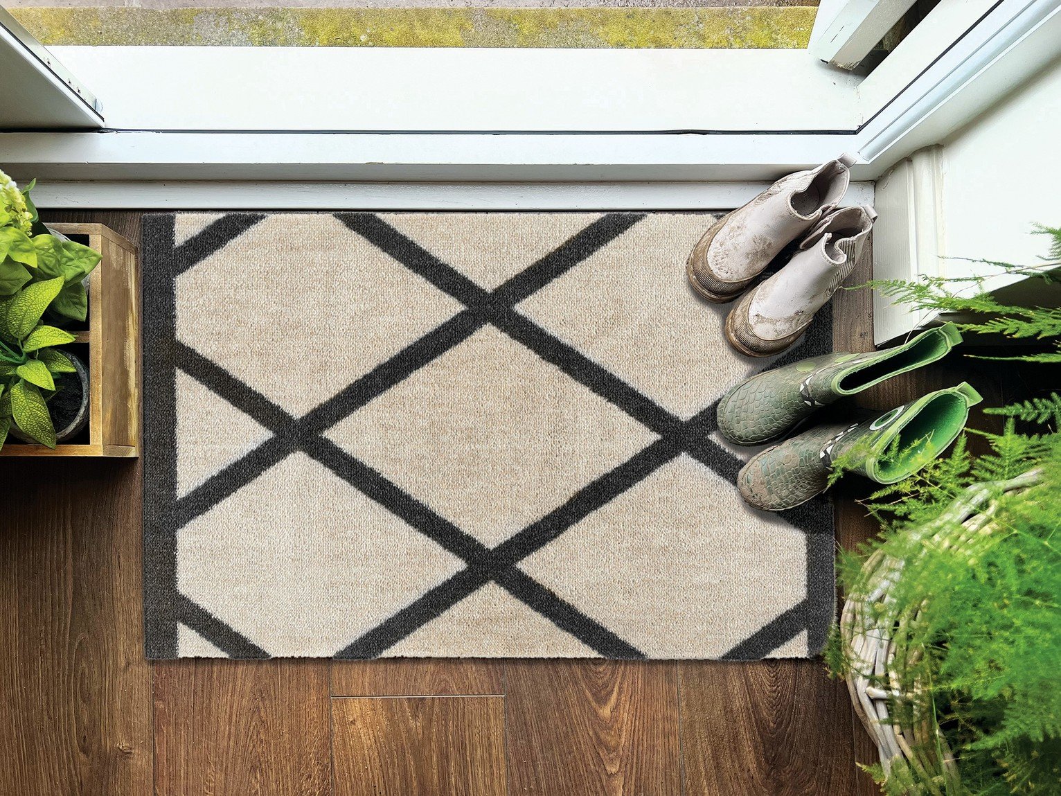 My Mat Border Geo Short Pile Doormat - 50x75cm