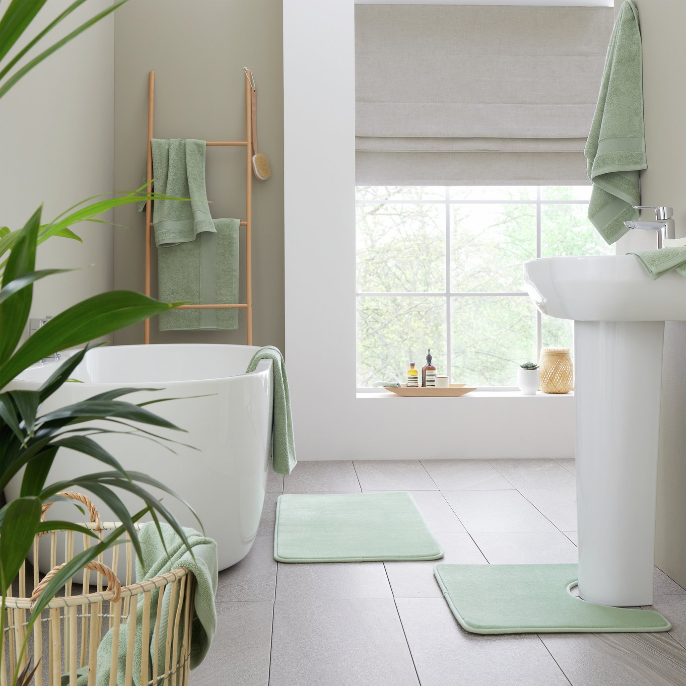 Catherine Lansfield Anti Bacterial Towel Bale