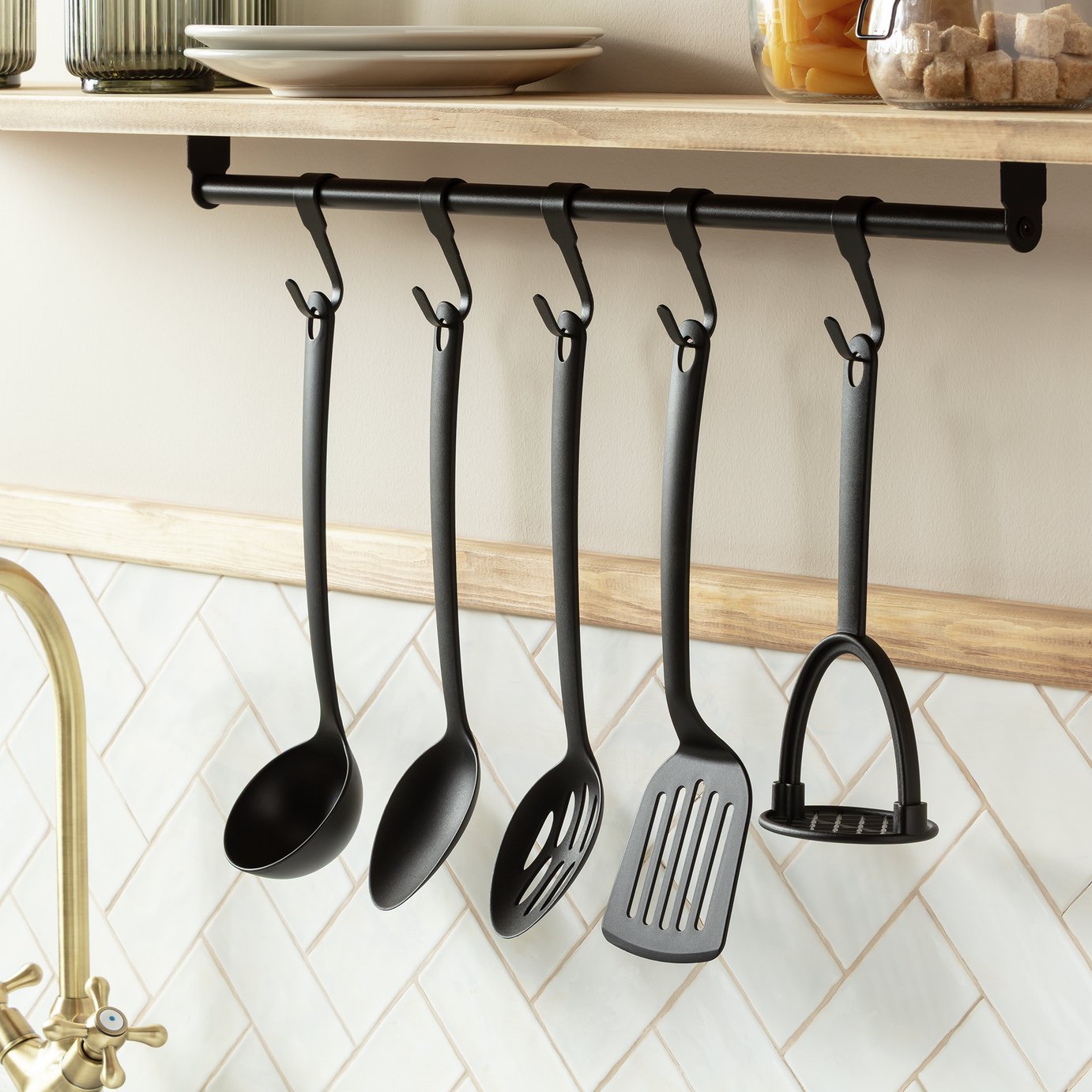 Argos Home Essentials 5 Piece Nylon Utensils Set - Black