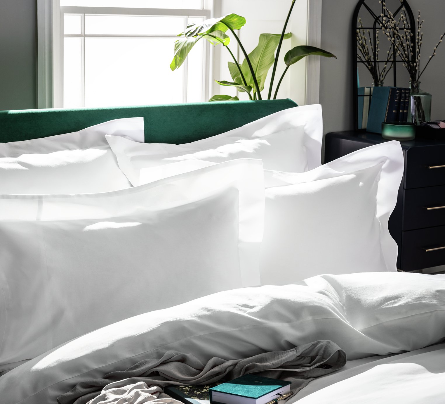 Habitat Easycare 100% Cotton Oxford Pillowcase Pair