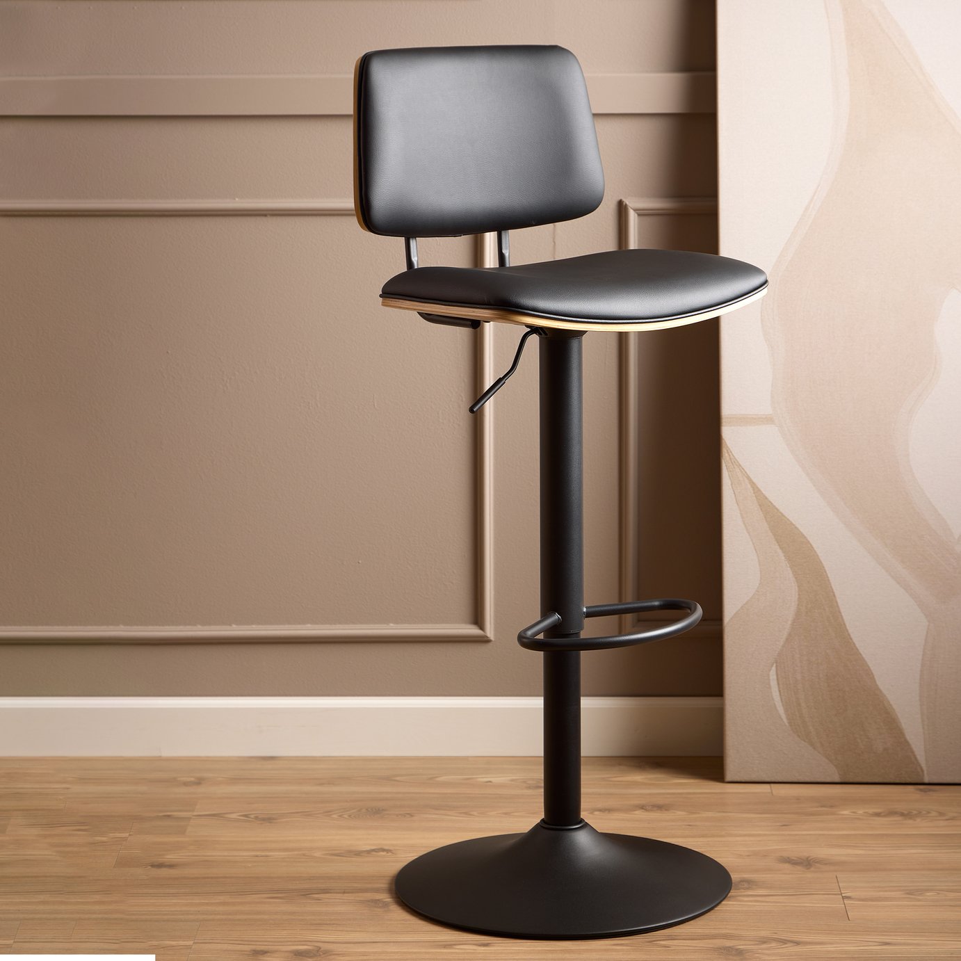 Furniture To Go Owen Gas Lift Bar Stool - Black 