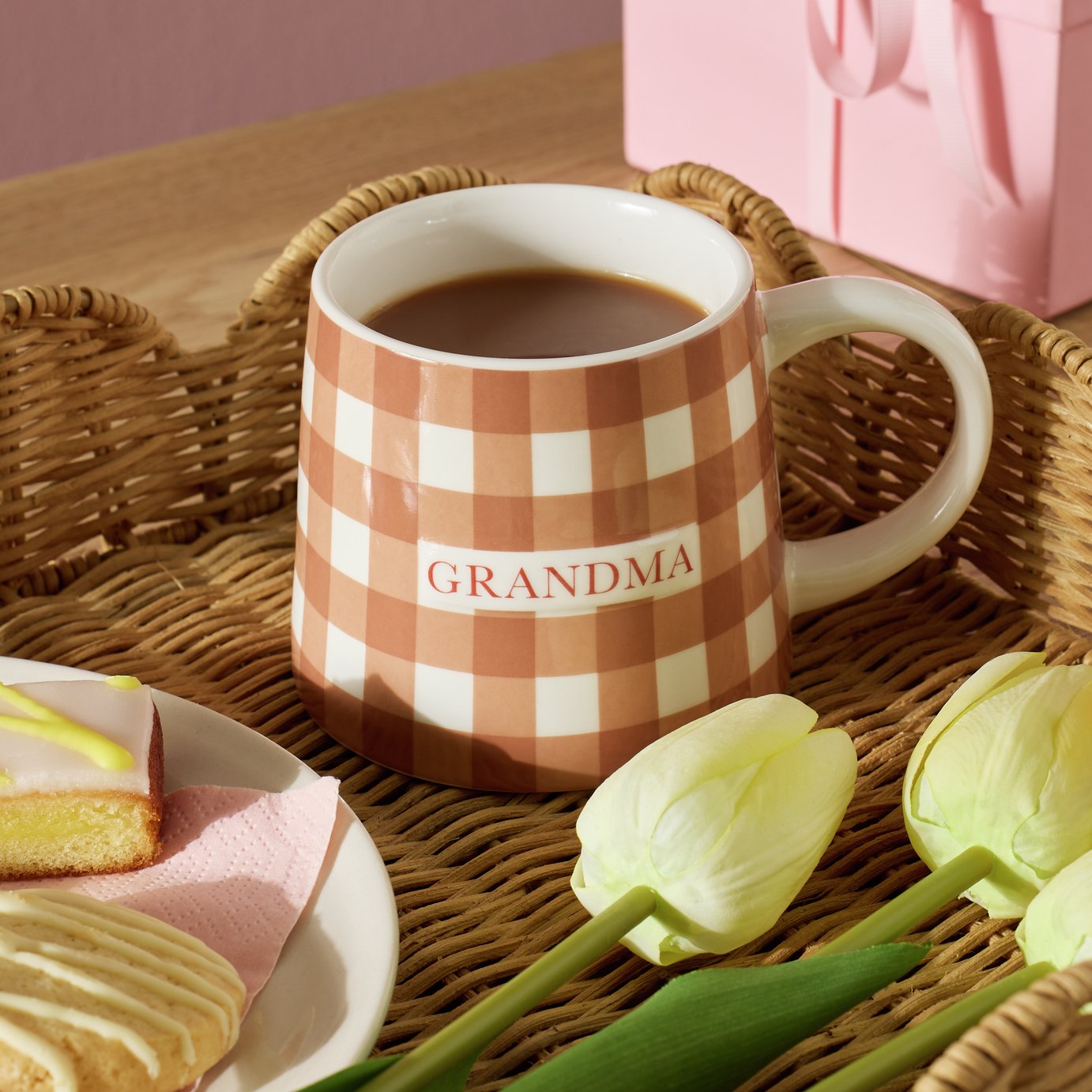 Argos Home Brown Gingham Pattern Grandma Stoneware Mug - 280ml