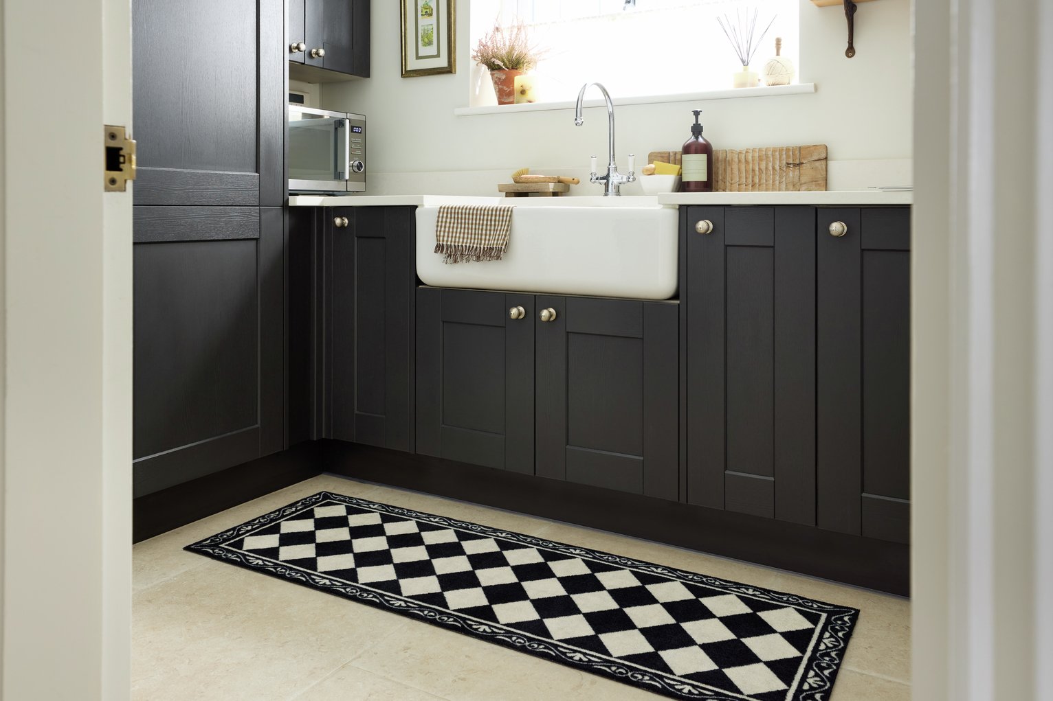 My Mat Manor Tile Short Pile Runner - 50x150cm