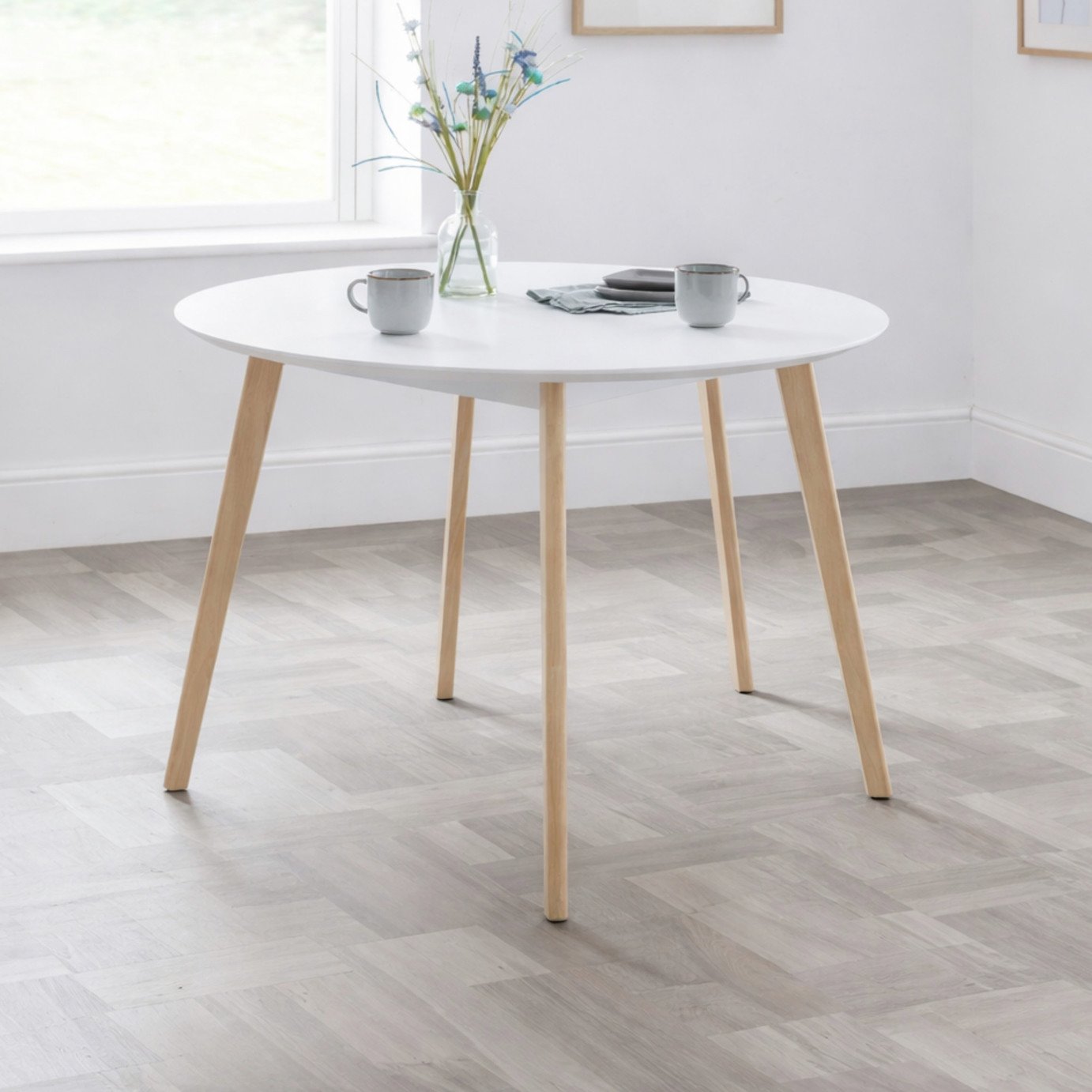 Julian Bowen Casa 4 Seater Round Dining Table - White & Oak