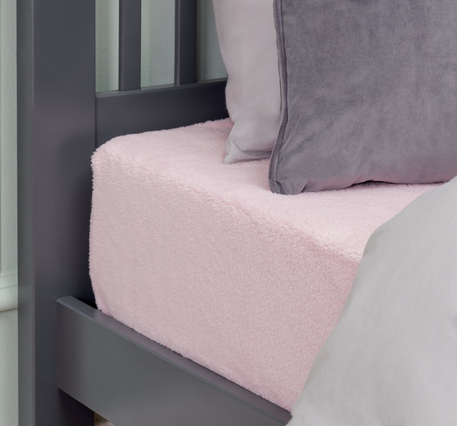 Argos Home Fleece Blush Fitted Sheet - Small double