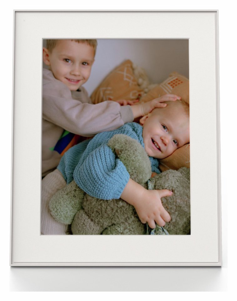 AURA Walden 15 Inch Digital Photo Frame - Clay White
