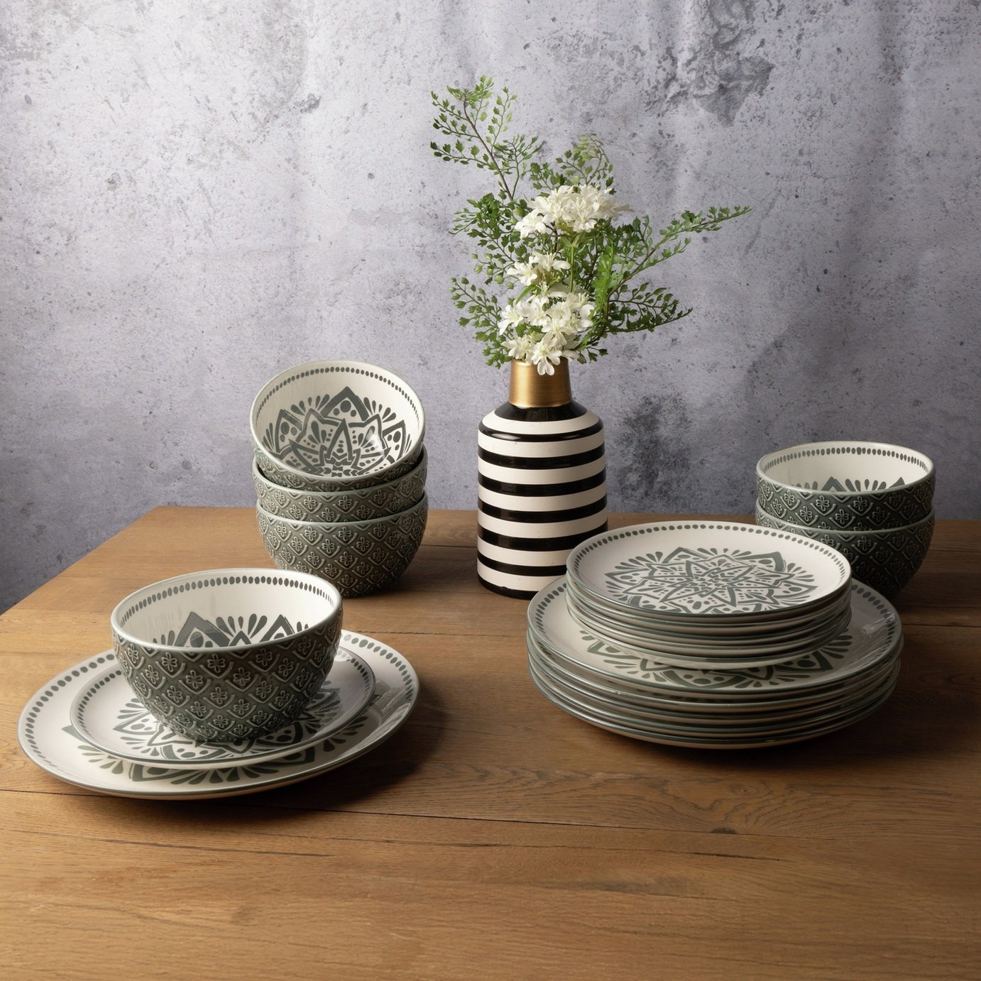 Code Maison 12 Piece Ceramic Inari Dinner Set - Green