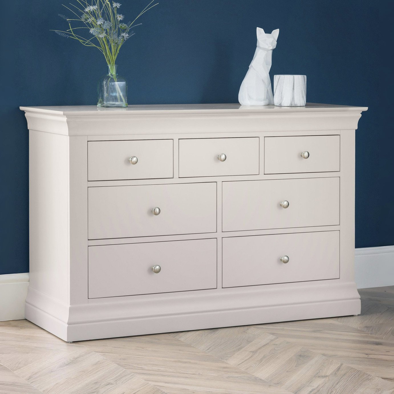 Julian Bowen Clermont 7 Drawer Chest - Off White