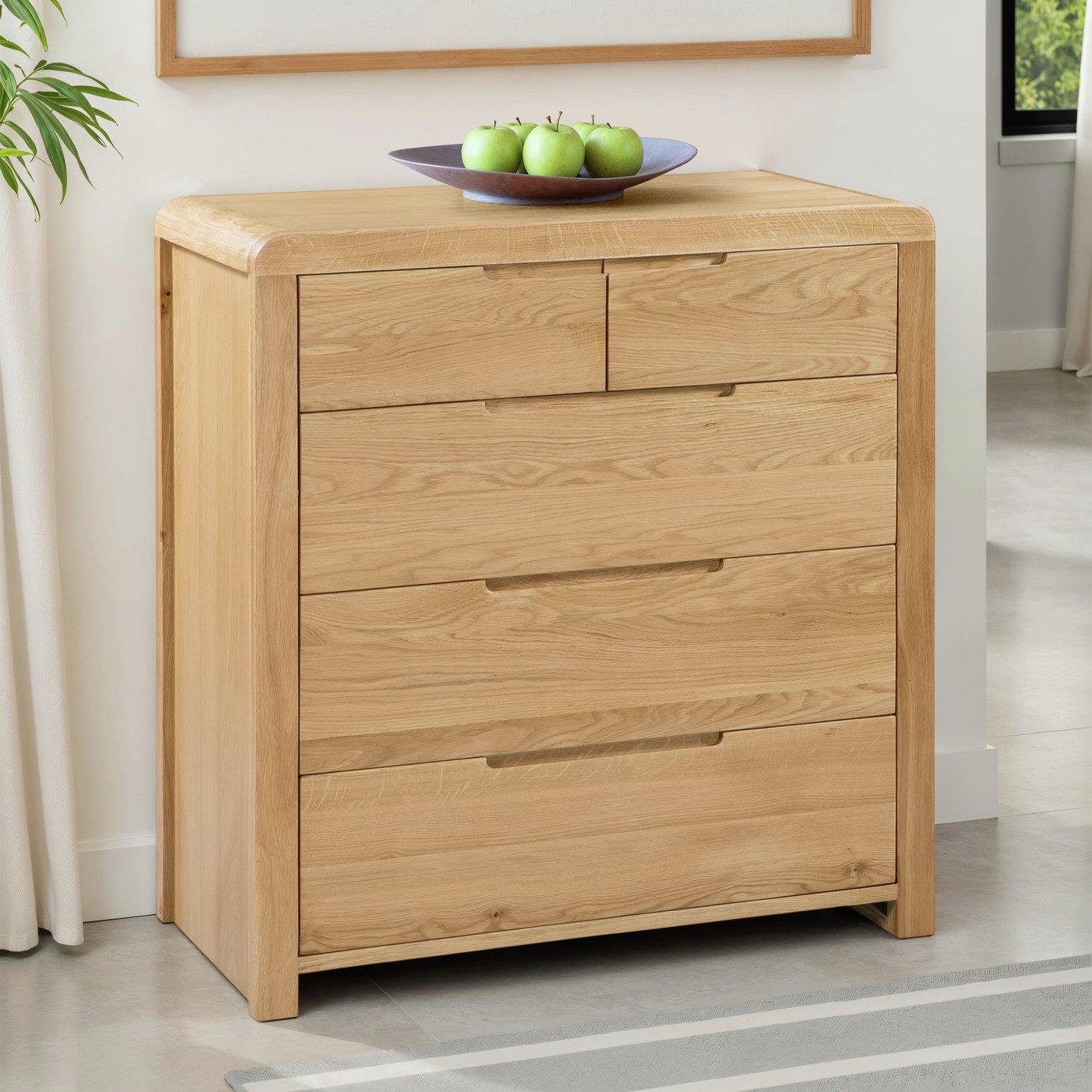 Julian Bowen Curve 5 Drawer Chest - Light Oak