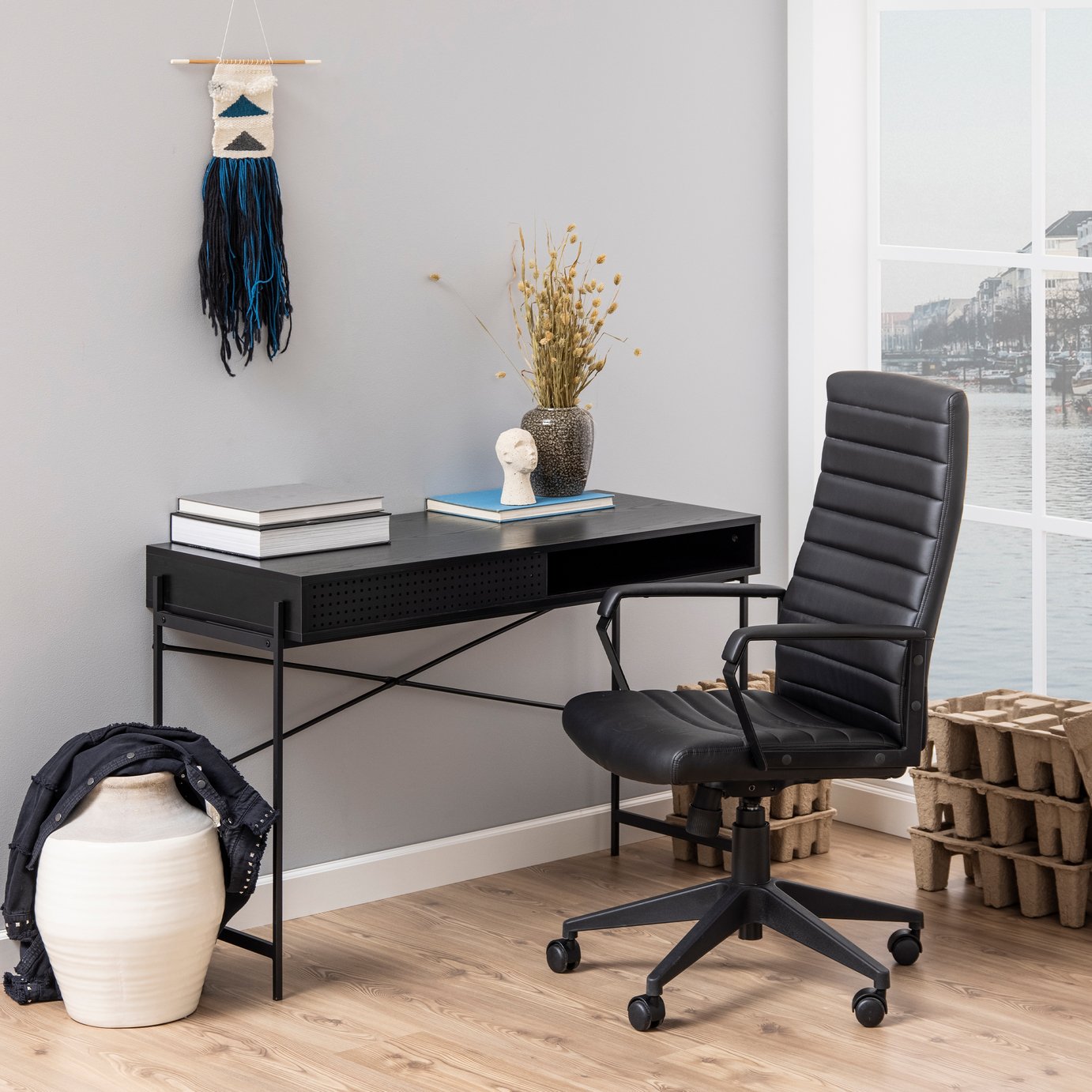 Furniture To Go Langley Office Desk - Black