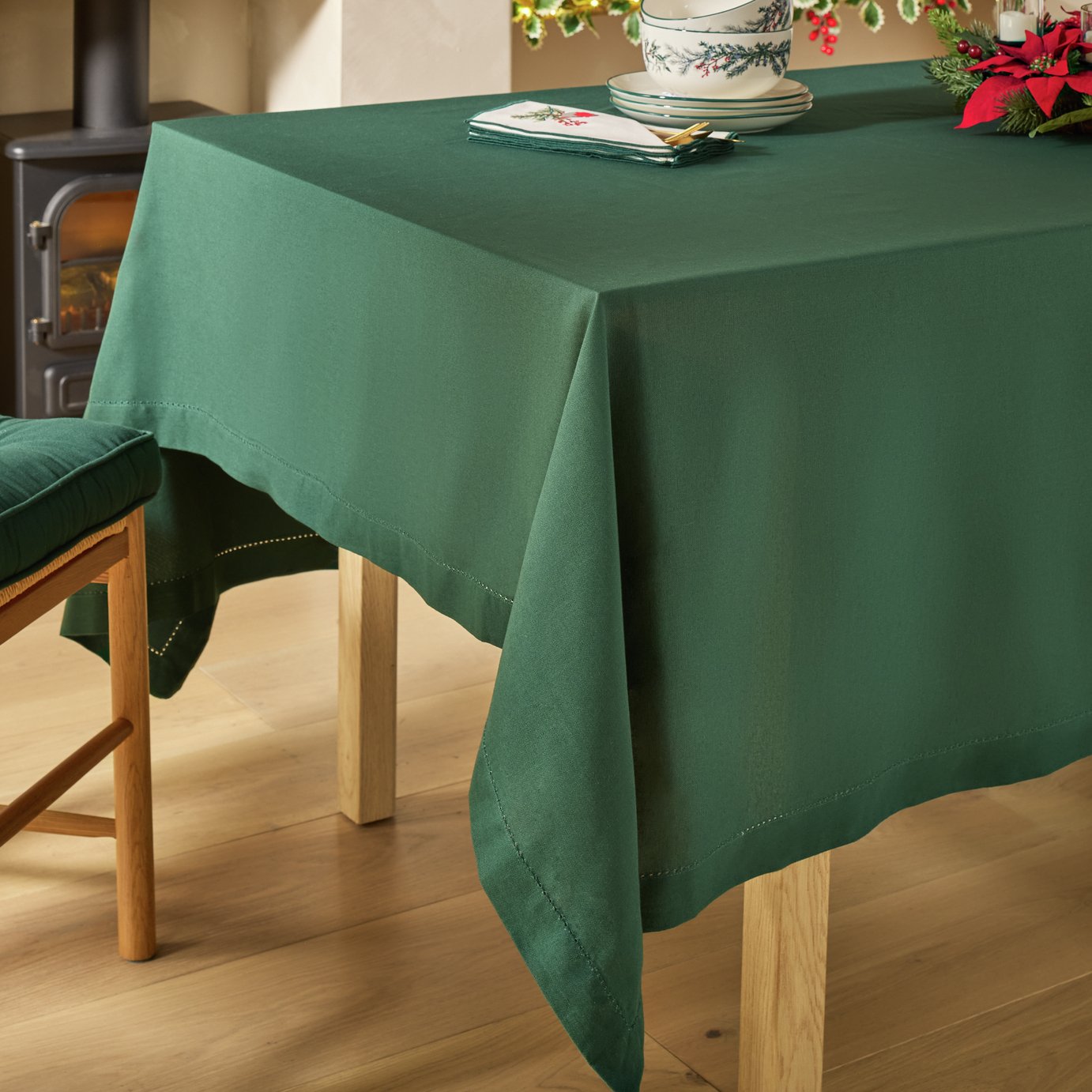 Argos Home Table Cloth - Green