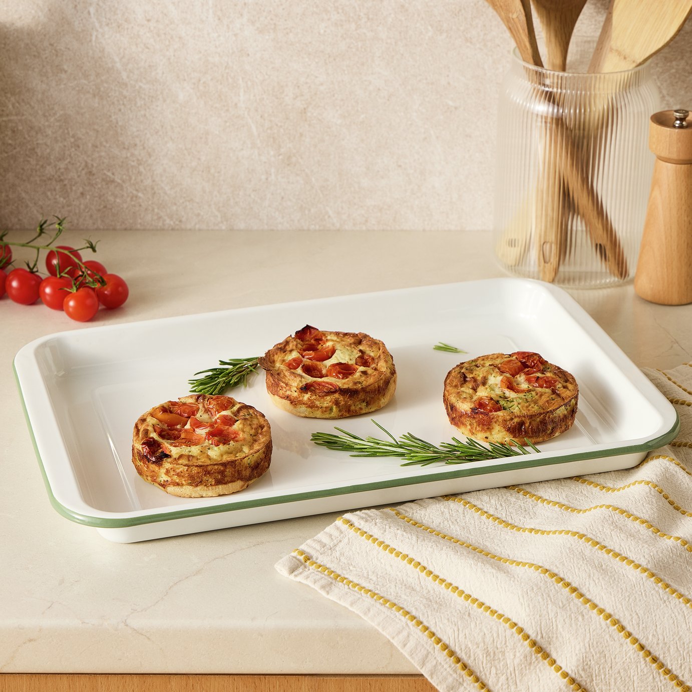 Argos Home 42cm Enamel Oven Tray - White