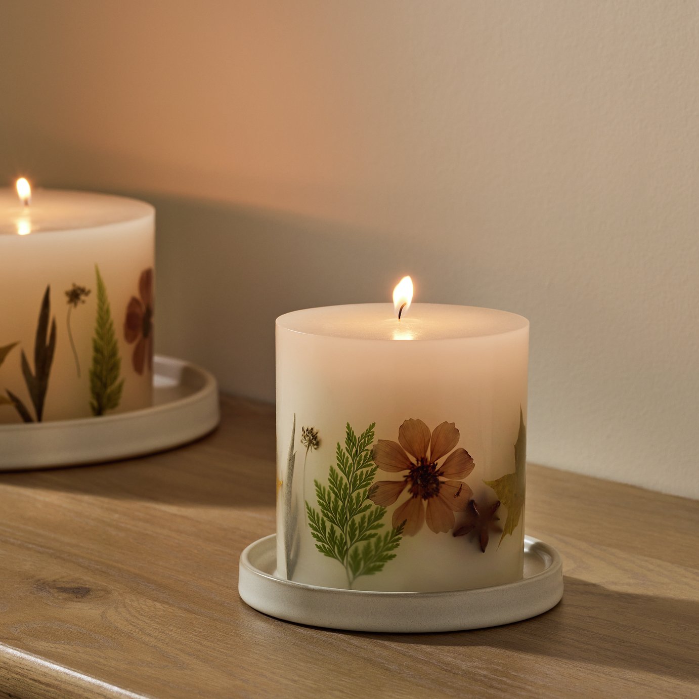 Argos Home Small Inclusion Candle - Autumn Spice 