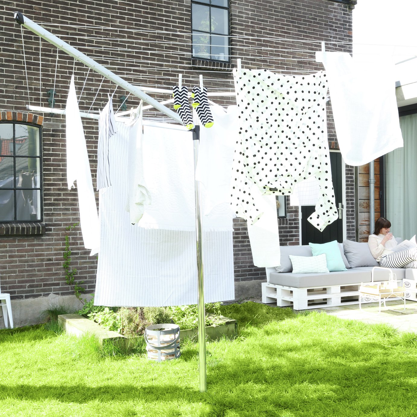 Brabantia 50m Rotary Topspinner Outdoor Airer