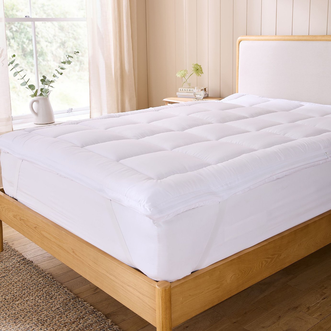 The Fine Bedding Company Dual Layer Mattress Topper