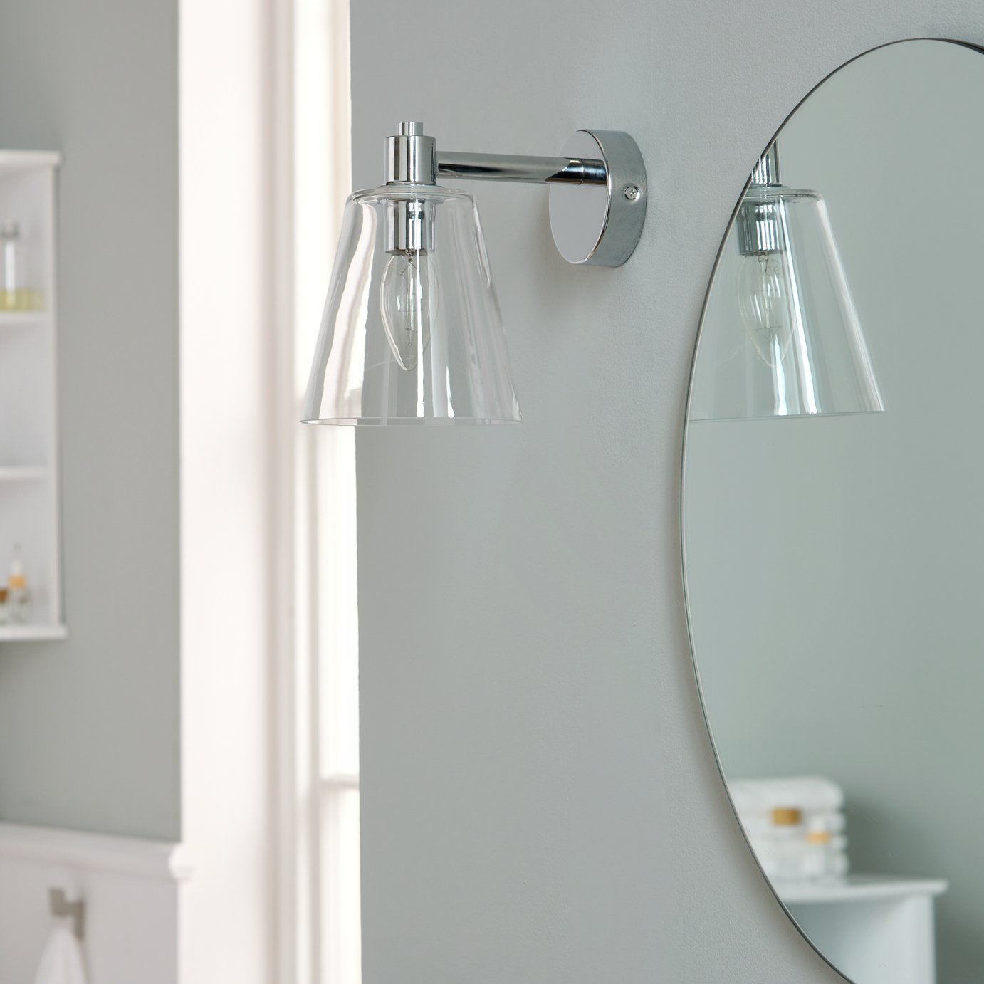 Argos Home Briar Angled Glass Bathroom Wall Light - Chrome