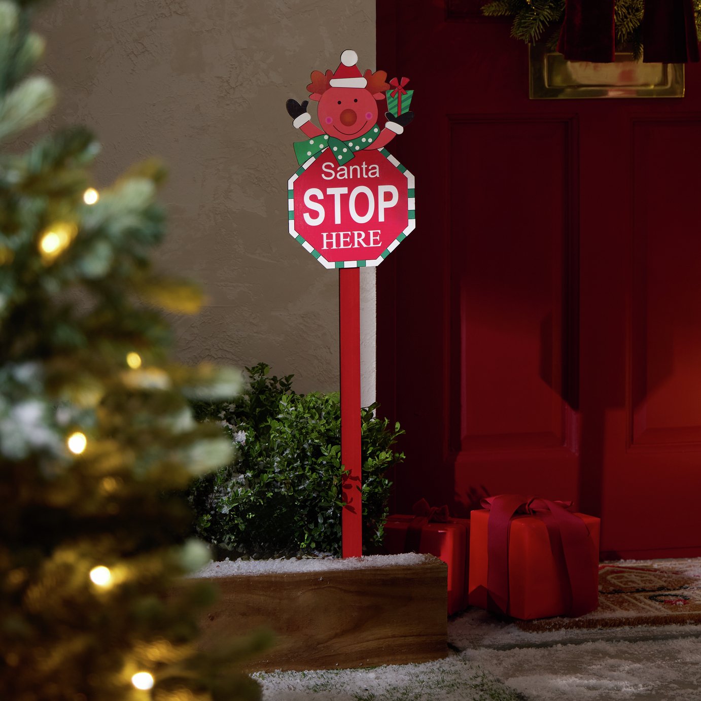 Argos Home Santa Stop Here Sign Christmas Decoration