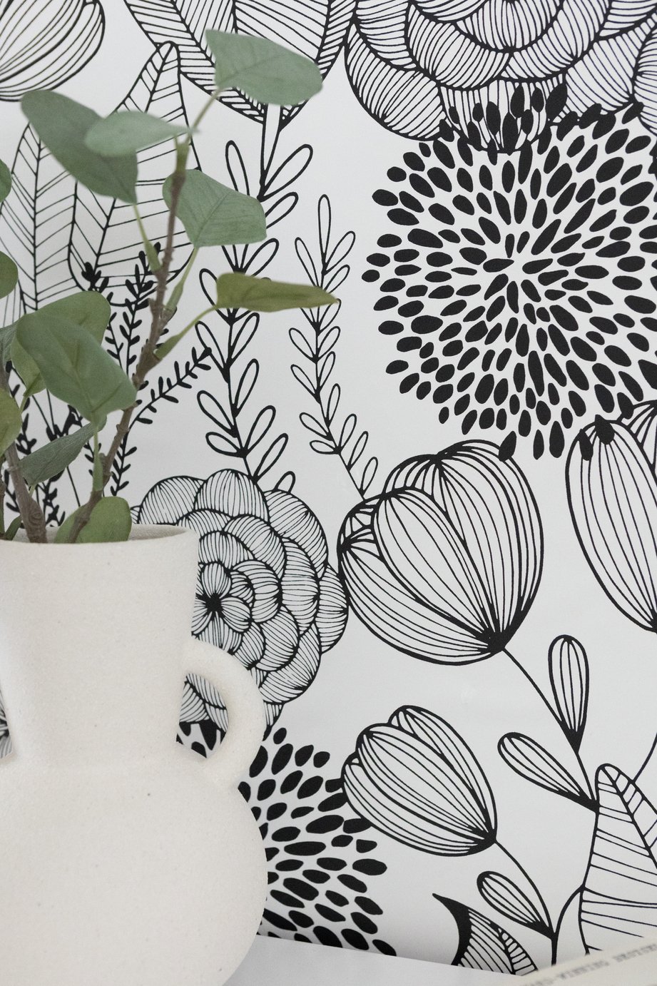 NU Wallpaper Self-Adhesive Secret Black Wallpaper