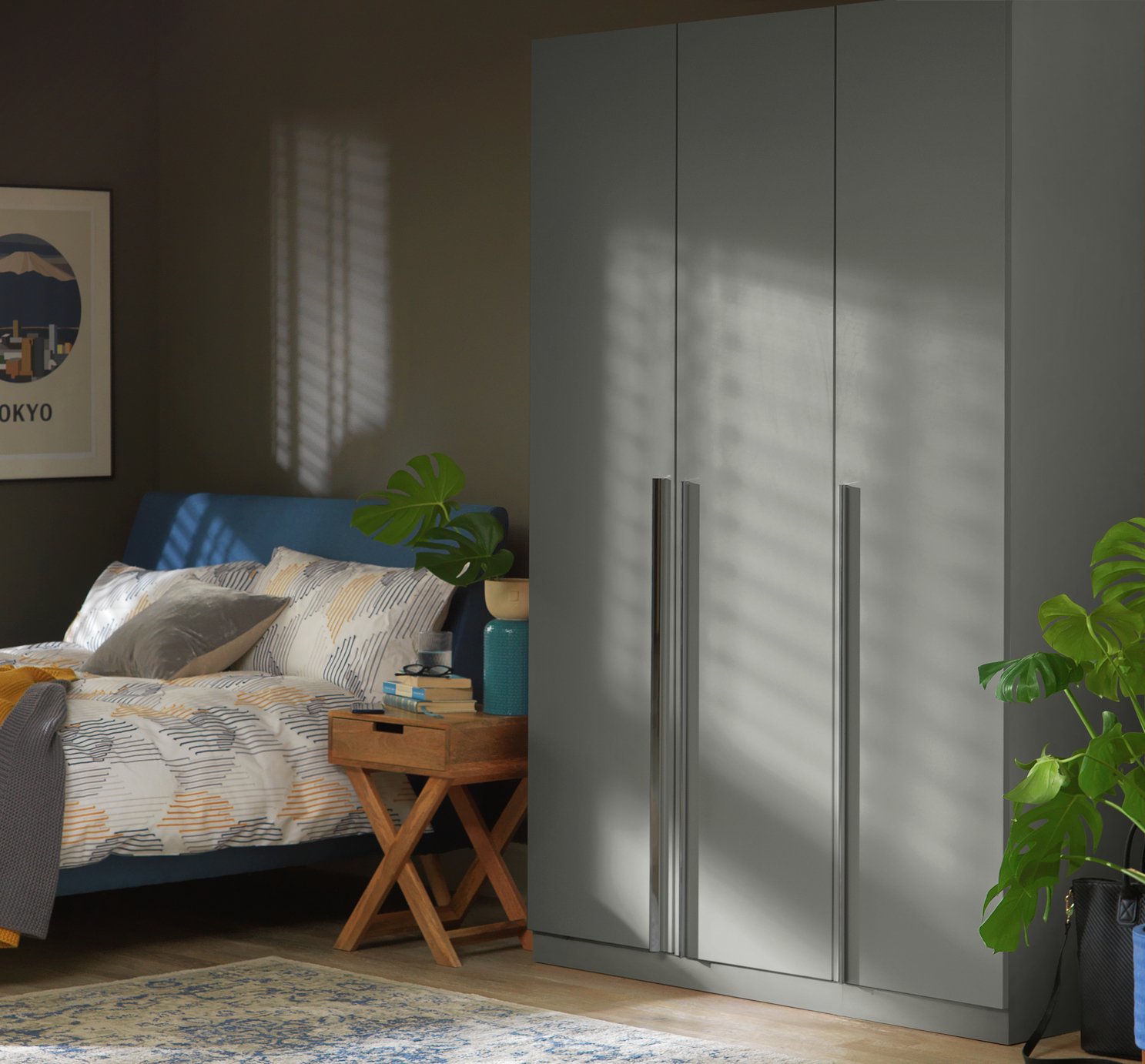 Habitat Munich 3 Door Wardrobe Wardrobe