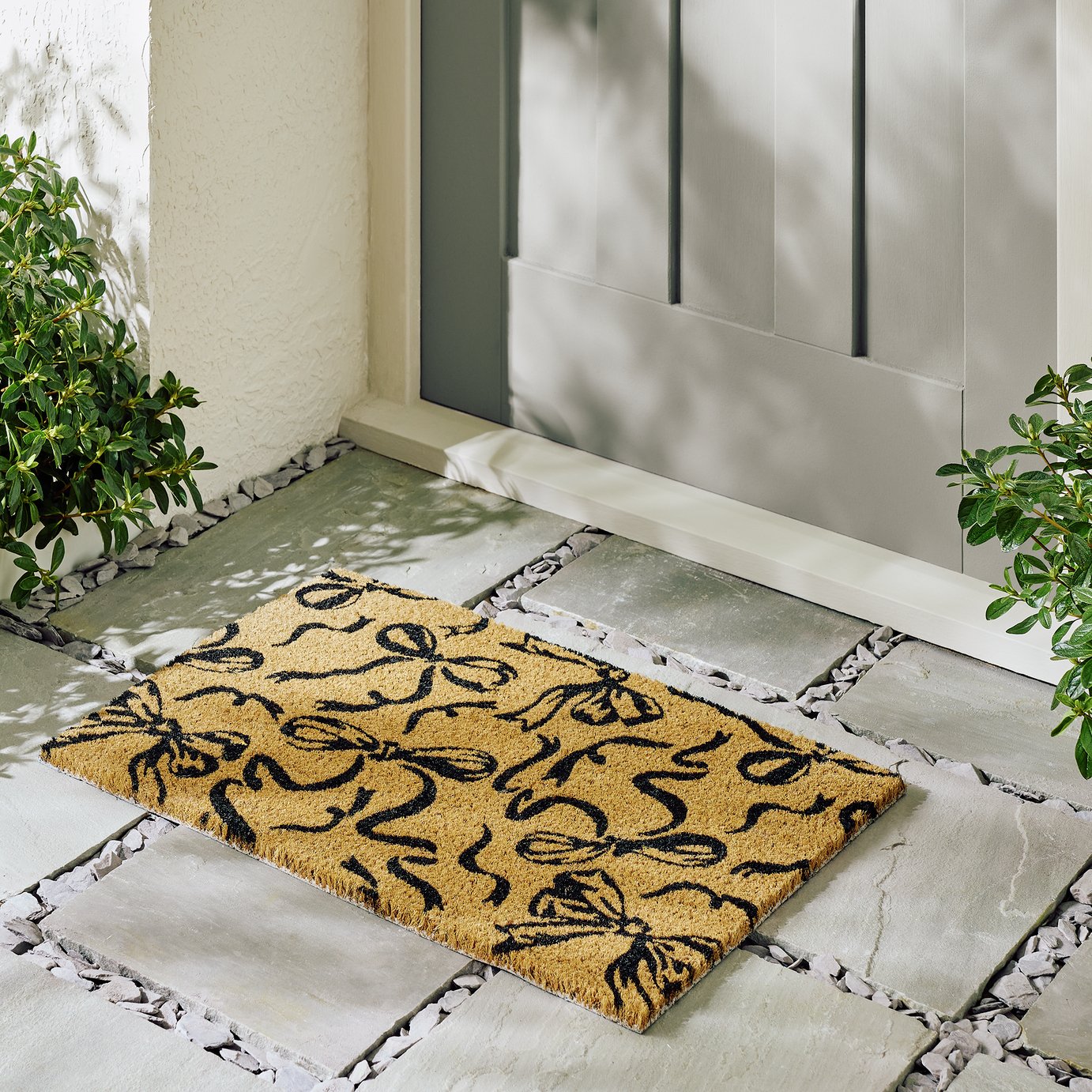 Argos Home Black Bow Coir Doormat - 40x60cm