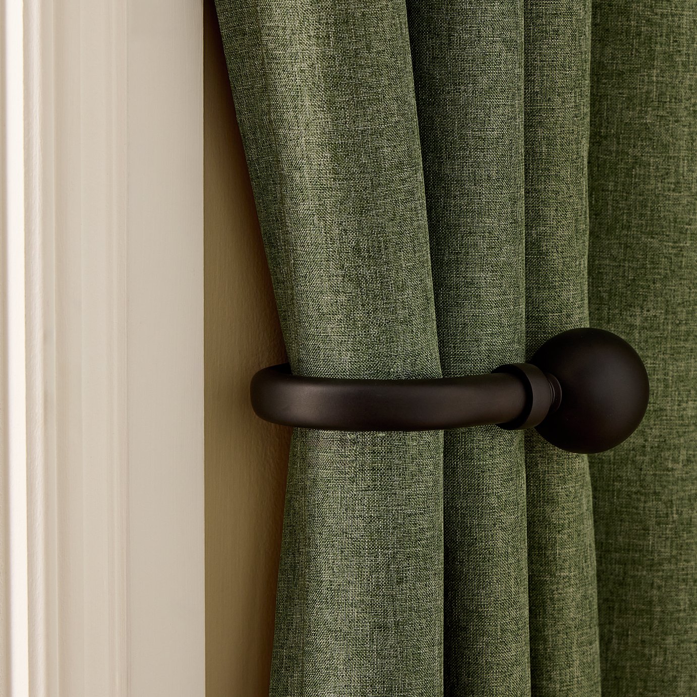 Argos Home 2 Pack Metal Ball Curtain Holdback - Black
