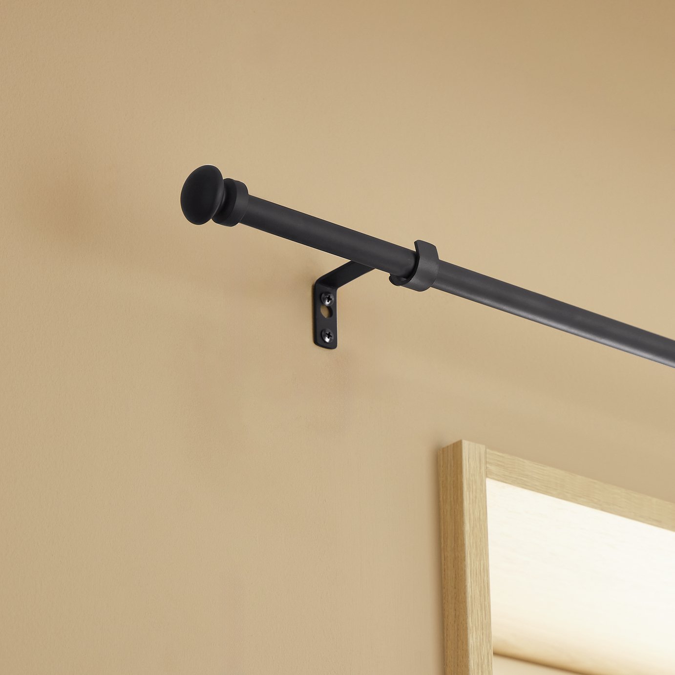 Argos Home Extendable Metal Cap Black Curtain Pole - 165 - 300cm