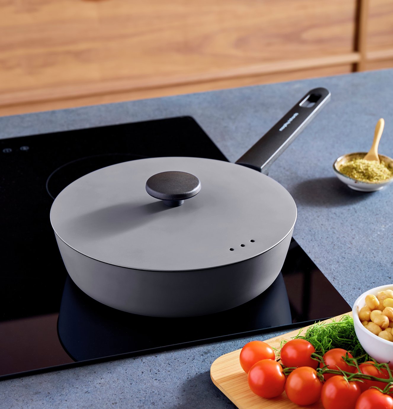 Morphy Richards 24cm Forged Aluminium Saute Pan - Grey