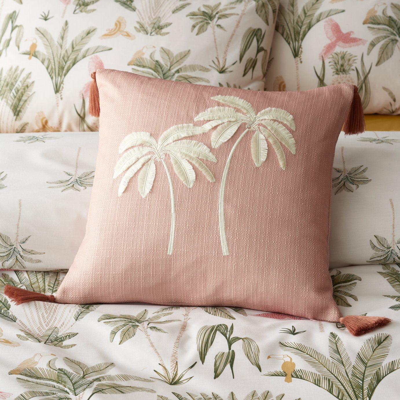 Catherine Lansfield Paradiso Palm Cushion Pink - 45x45cm