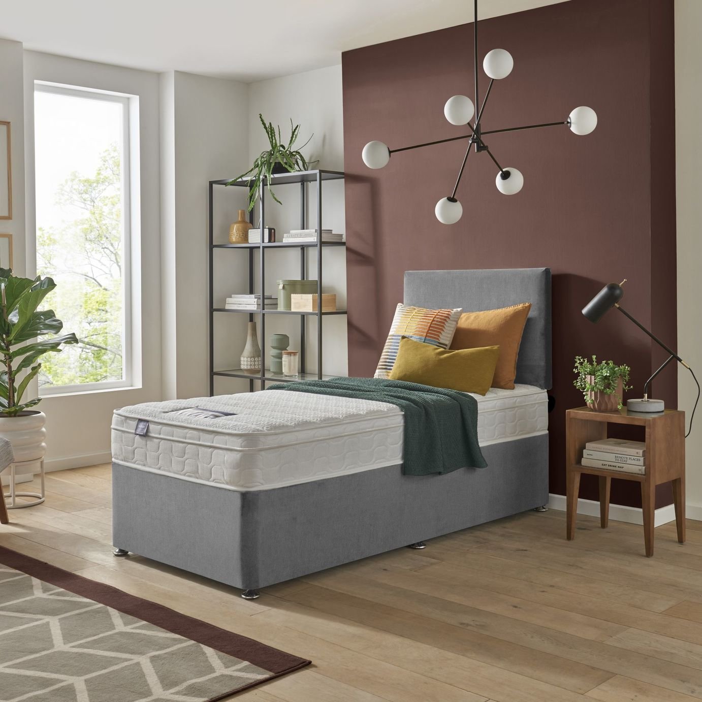 Silentnight Travis Memory Mattress & Divan Bed Set