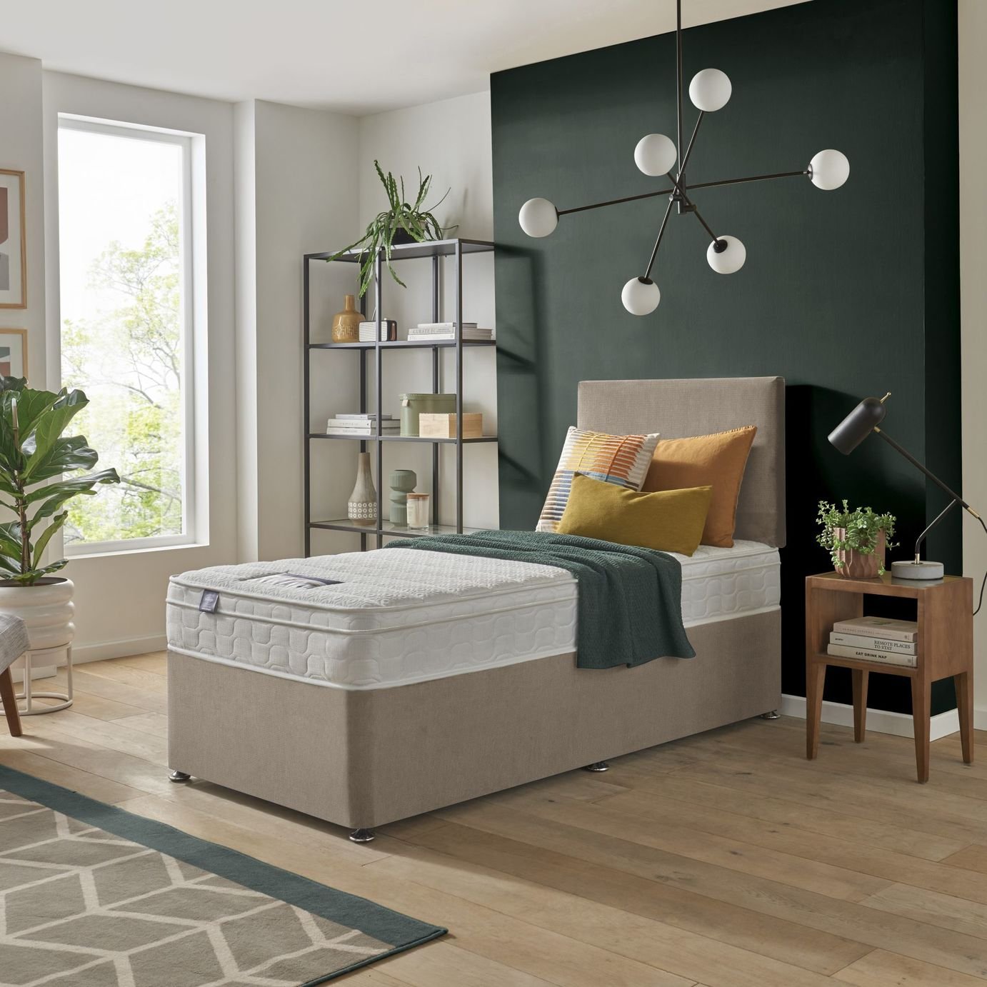 Silentnight Travis Memory Mattress & Divan Bed Set