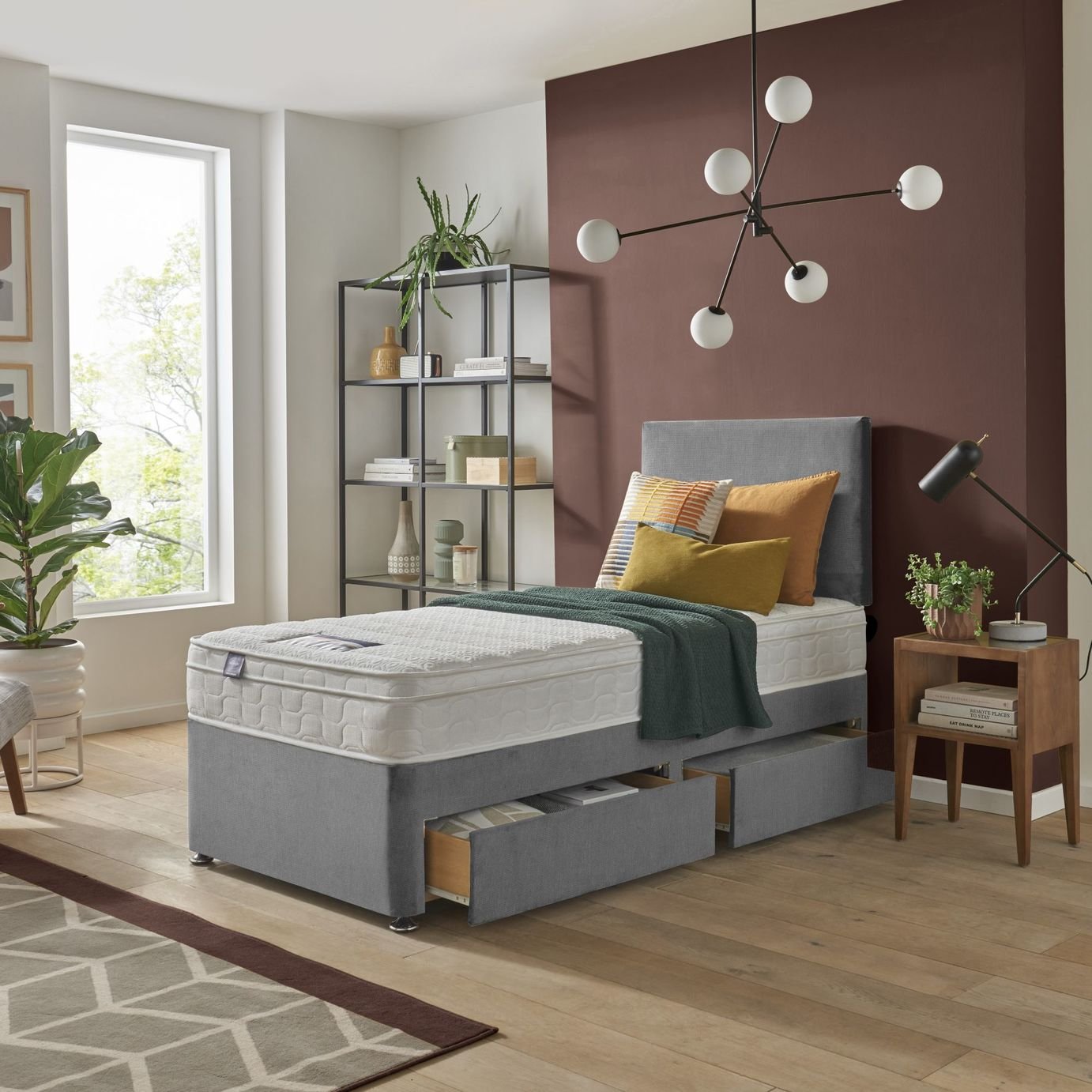 Silentnight Travis Memory Mattress & Divan Bed Set
