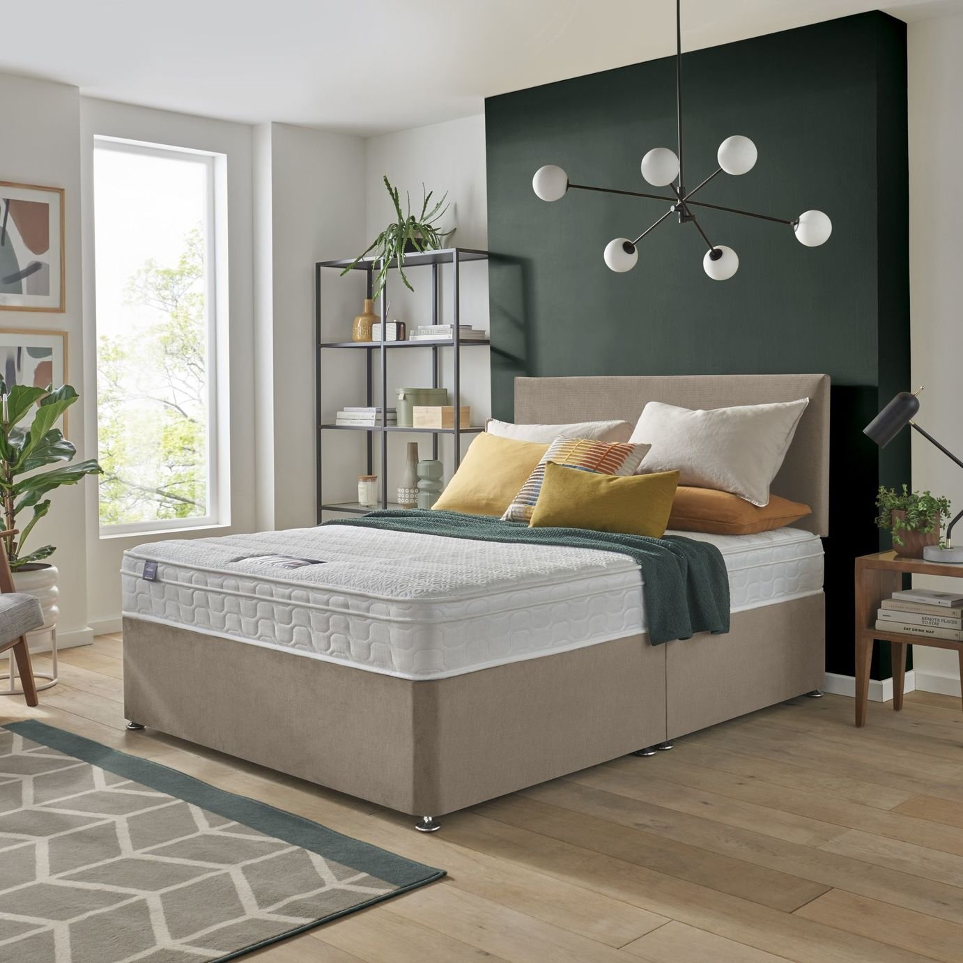 Silentnight Travis Memory Mattress & Divan Bed Set