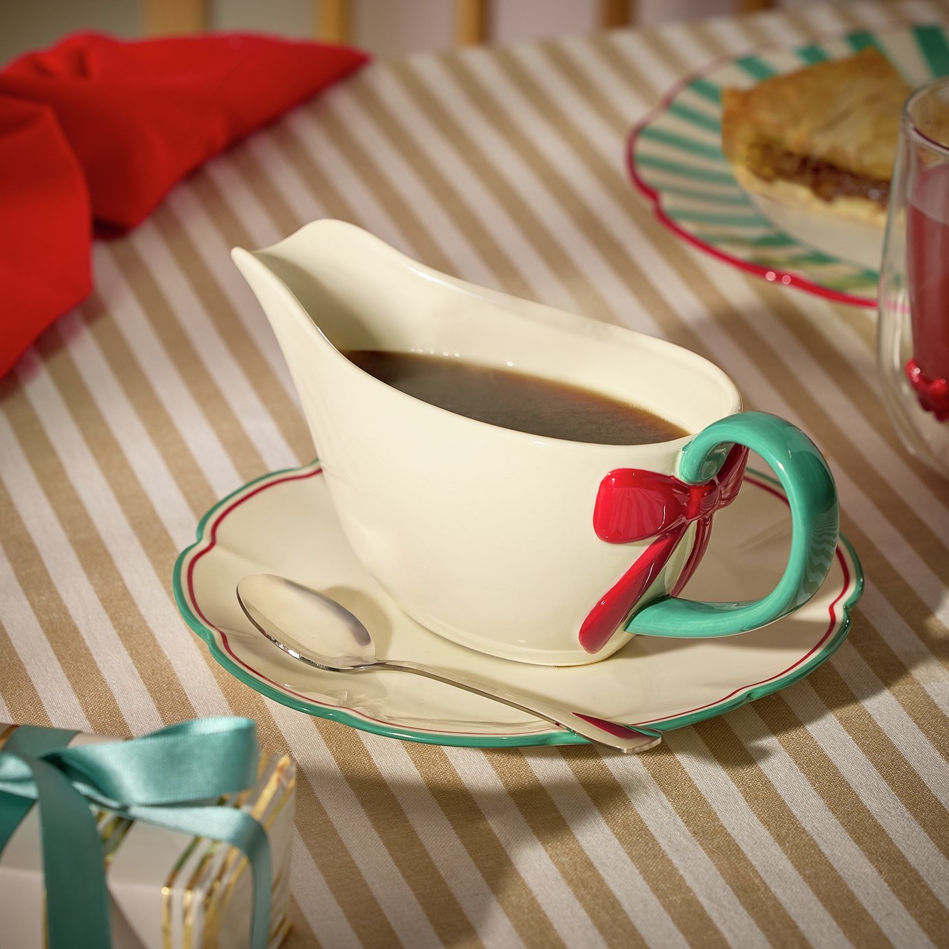 Argos Home Bow Stoneware Gravy Boat - Cream