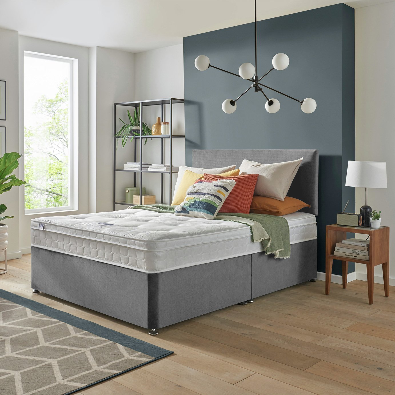 Silentnight Travis Ortho Mattress & Divan Bed Set