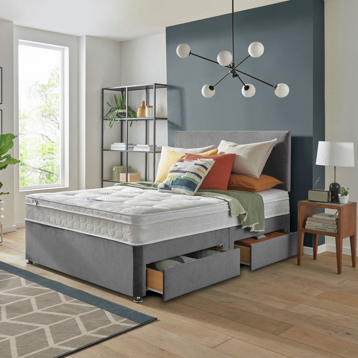 Silentnight Travis Ortho Mattress & Divan Bed Set