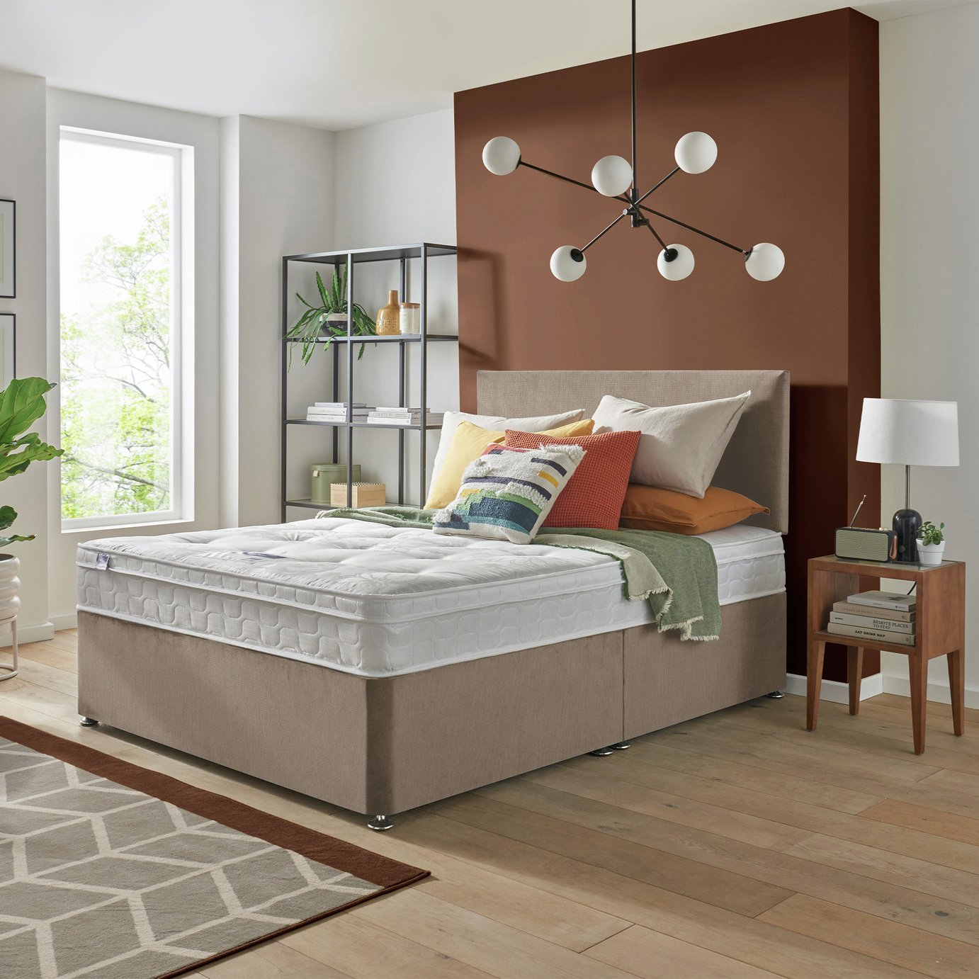 Silentnight Travis Ortho Mattress & Divan Bed Set