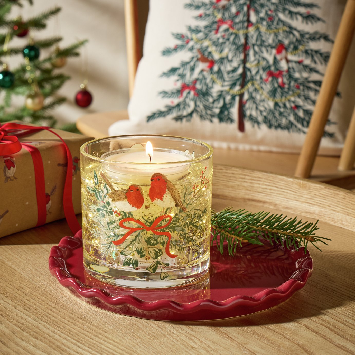Argos Home Christmas Small Robin Gel Candle - Christmas Spice