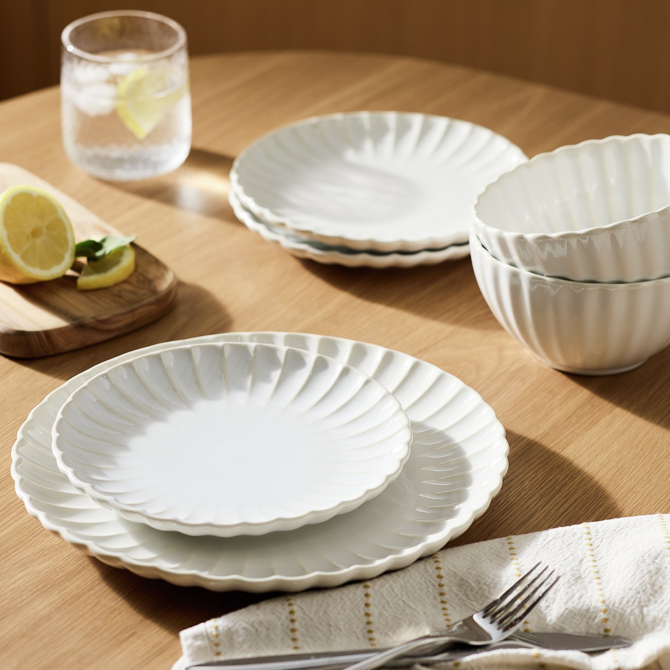 Argos Home 12 Piece Scalloped Edge Fine China Dinner Set - Cream